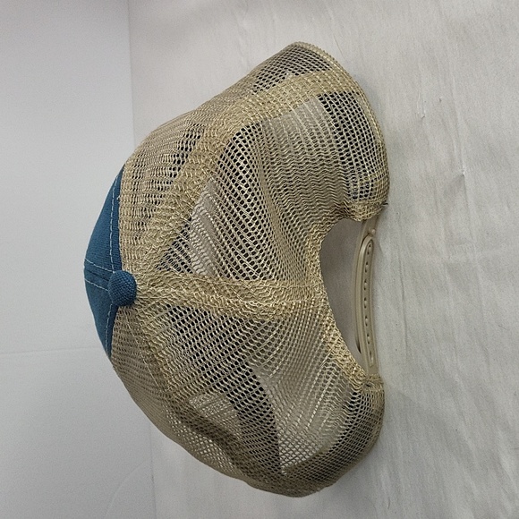 Hat - Picture 3 of 8